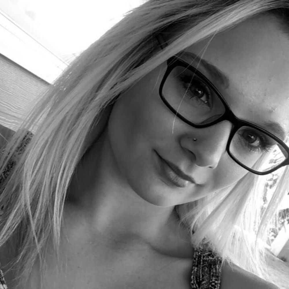 Meet your Posher, Maddie